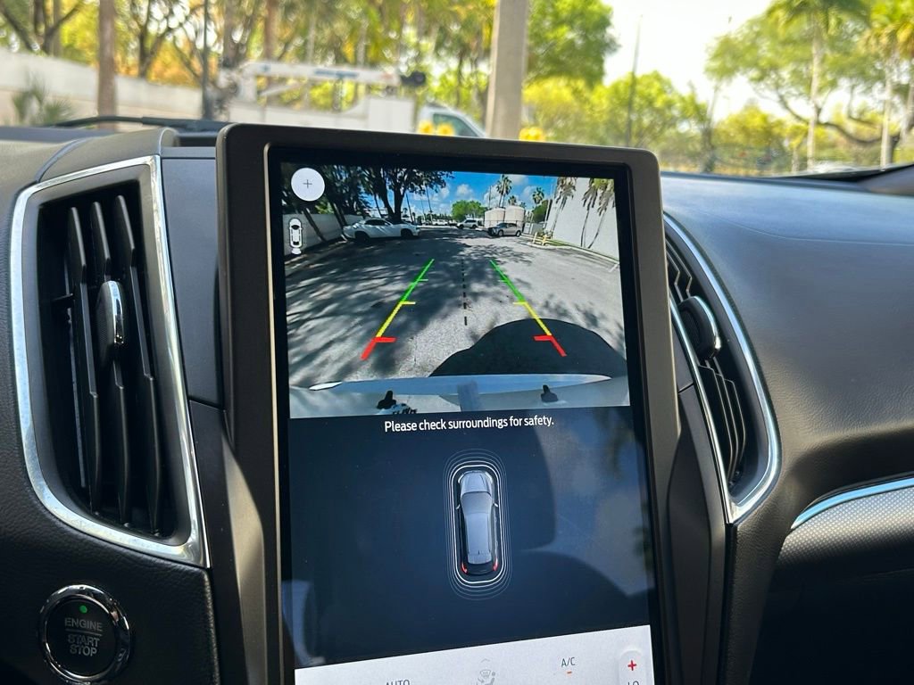 Used 2021 Ford Edge Titanium w/ Equipment Group 301A image 26