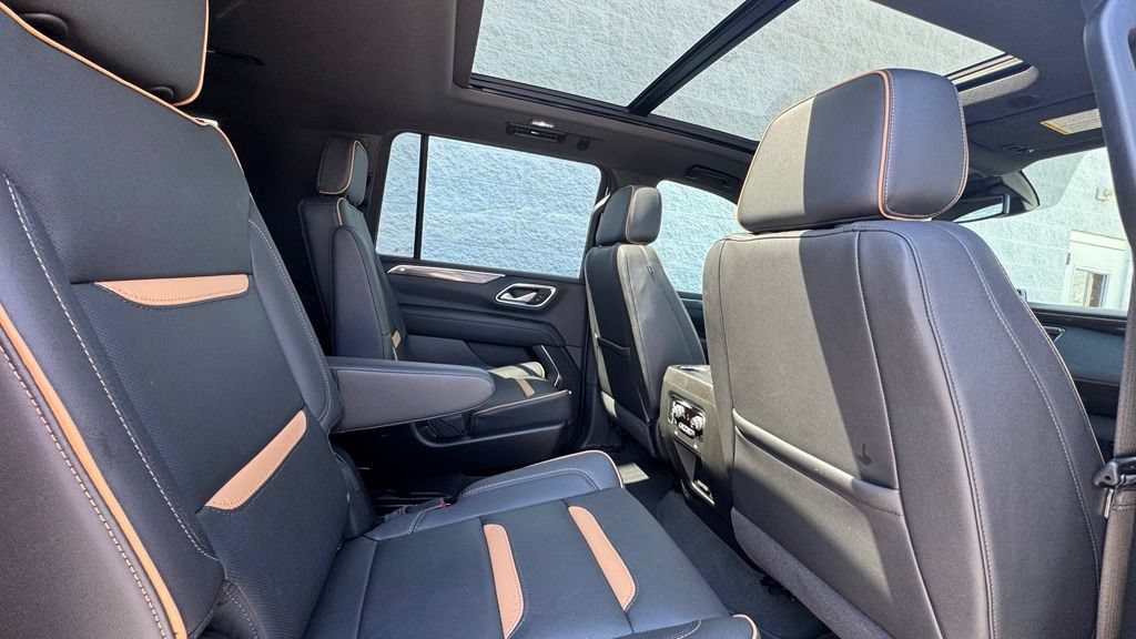 Used 2024 GMC Yukon XL AT4 w/ Max Trailering Package AWD/4WD image 13