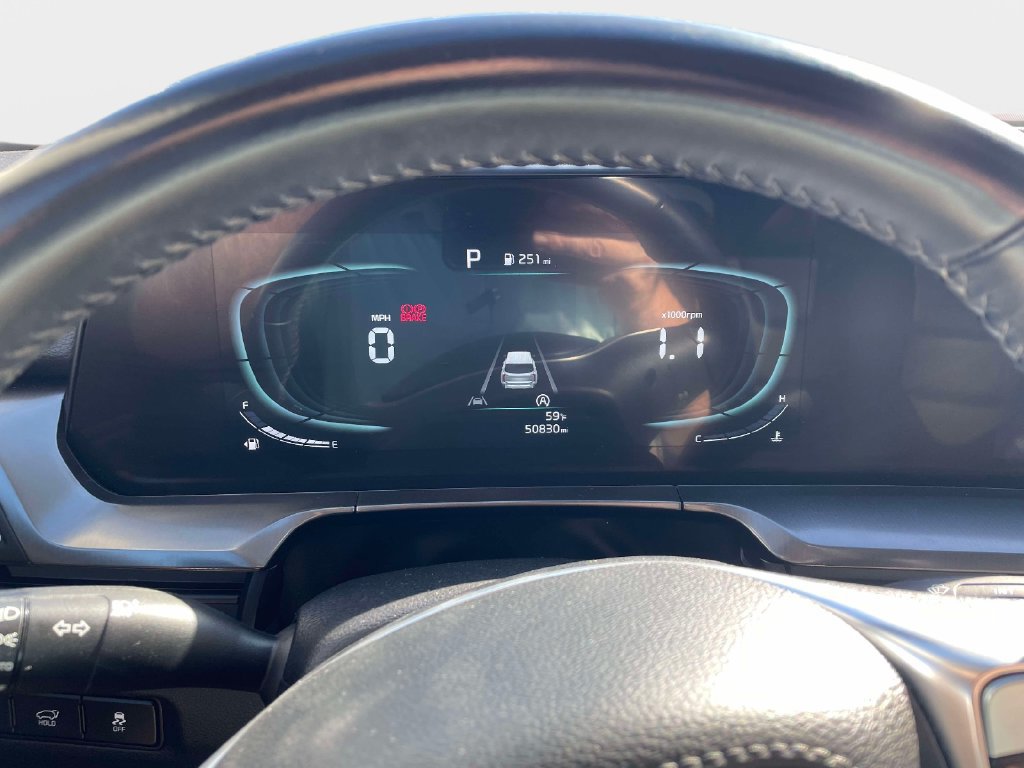 Used 2025 Kia Telluride S FWD image 27