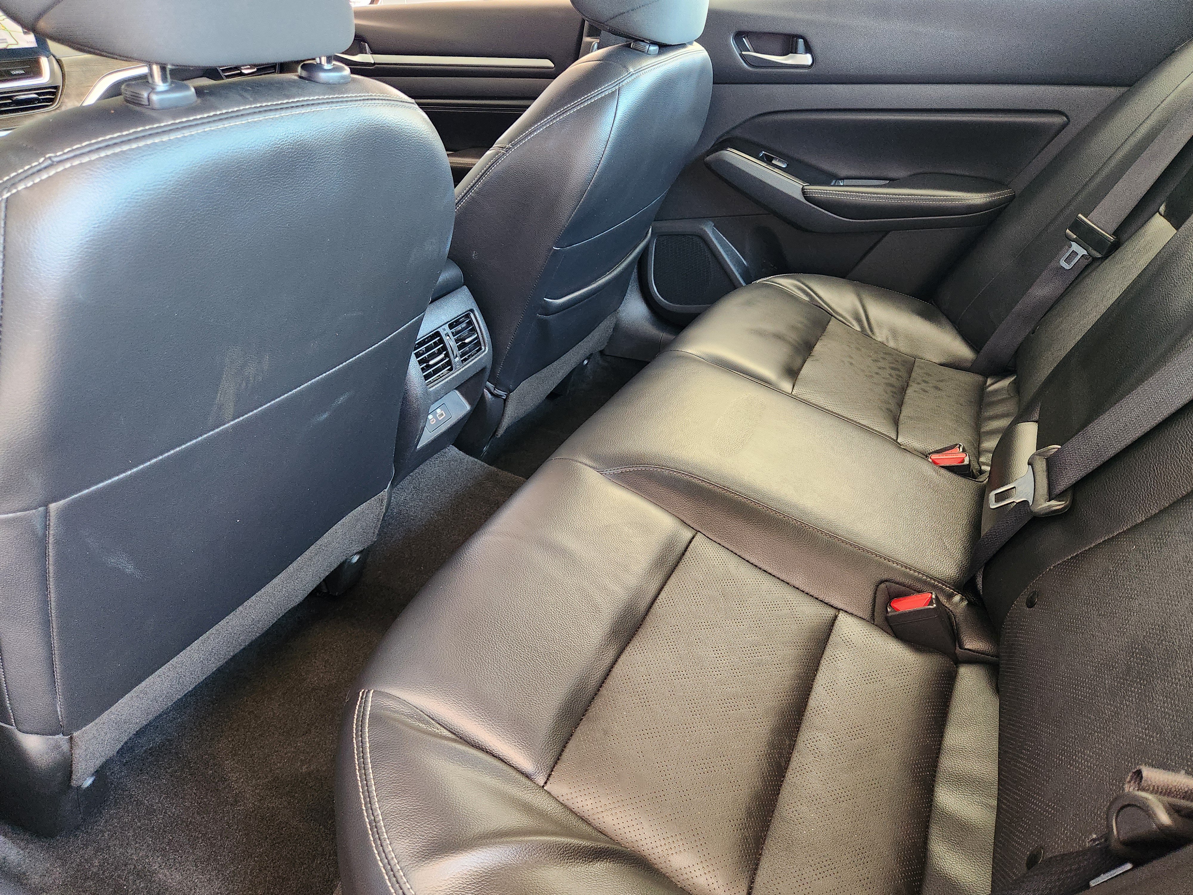 Used 2023 Nissan Altima 2.5 SL FWD image 31