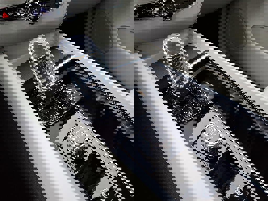 New 2026 Volvo XC60 B5 Ultra w/ Protection Package Premier image 22