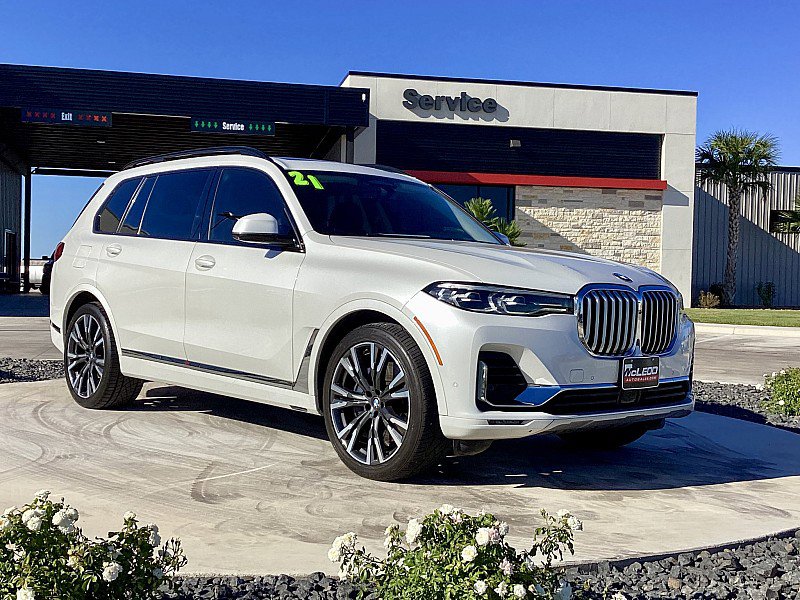 Used 2021 BMW X7 xDrive40i w/ Premium Package image 3