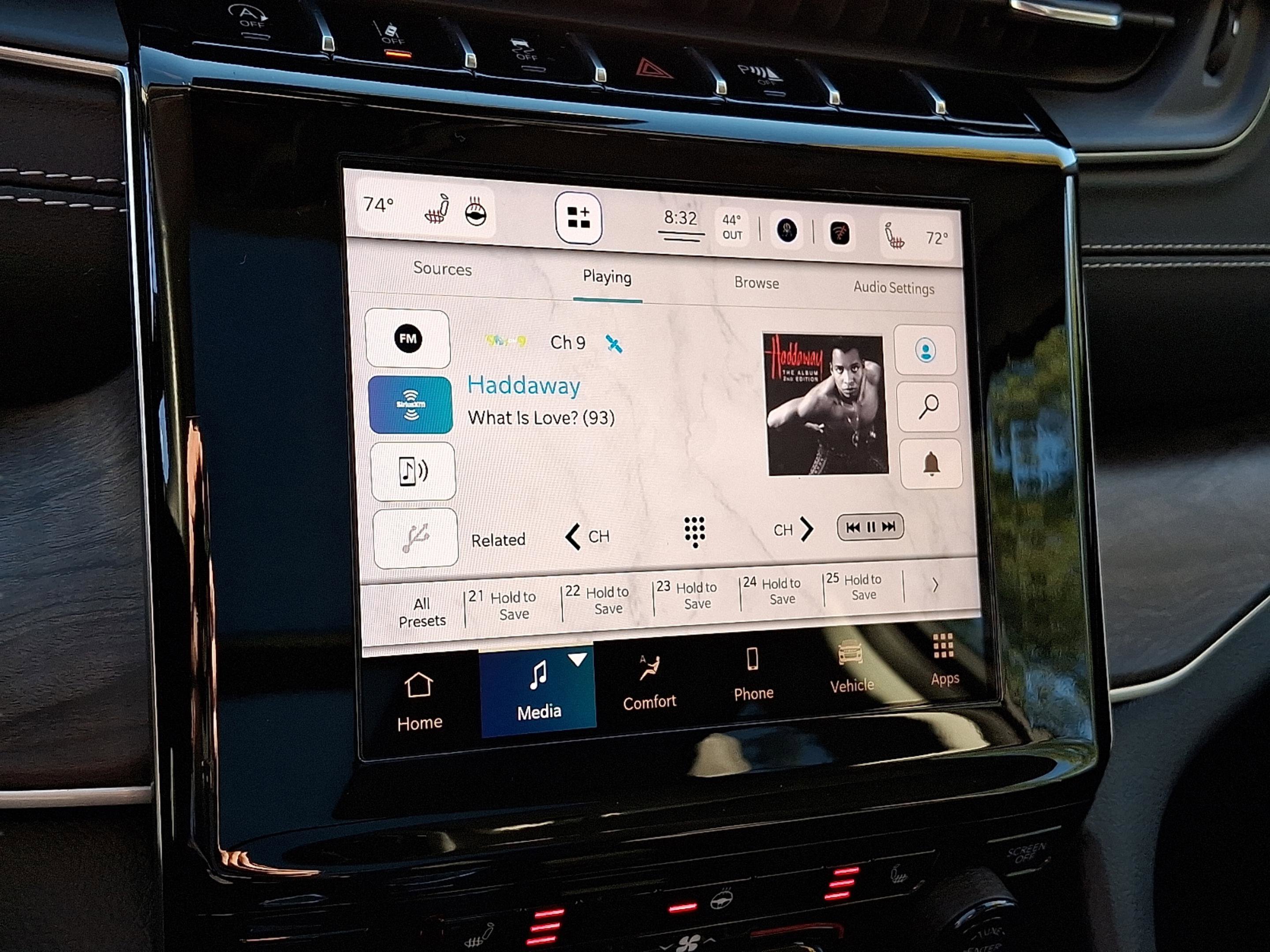 Certified 2022 Jeep Grand Cherokee Limited image 17