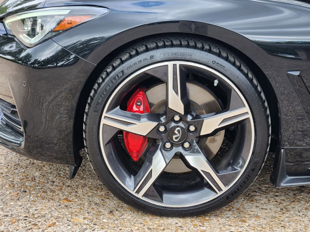 Used 2022 INFINITI Q60 Red Sport 400 AWD/4WD image 10