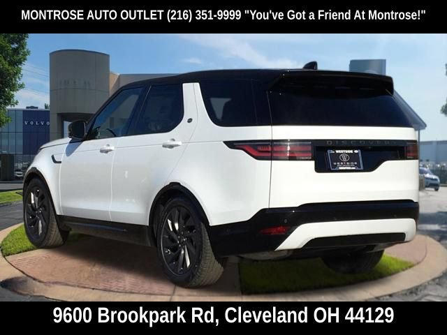 Used 2024 Land Rover Discovery Dynamic SE AWD/4WD image 6