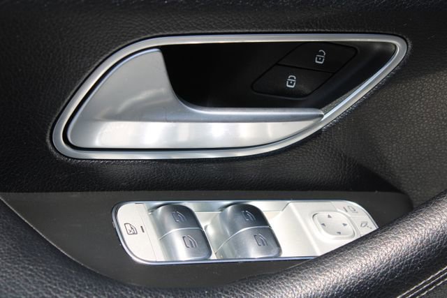 Used 2023 Mercedes-Benz GLE 450 4MATIC w/ AMG Line Exterior image 14