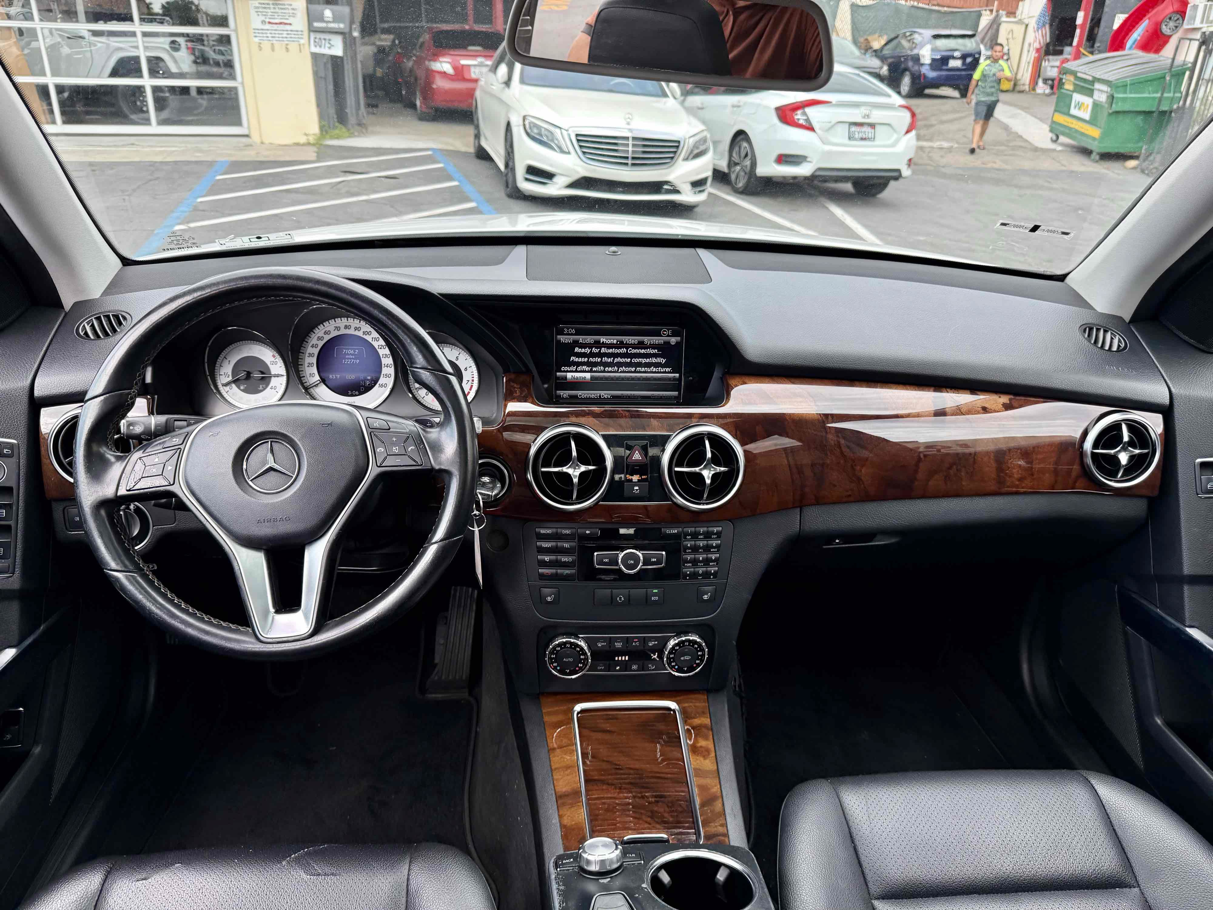 Used 2013 Mercedes-Benz GLK 350 2WD image 17