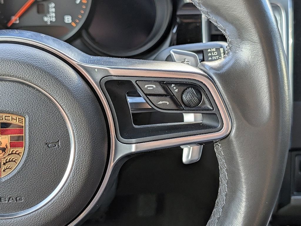Used 2017 Porsche Macan AWD/4WD image 29