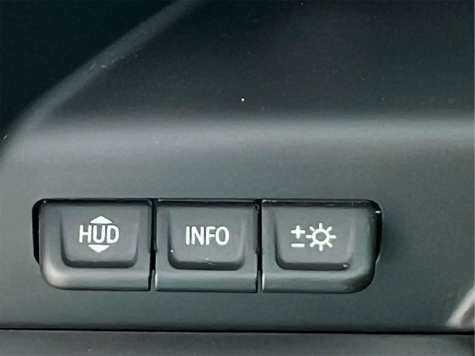 Used 2024 GMC Sierra 1500 AT4 w/ Technology Package AWD/4WD image 47