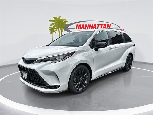 Certified 2022 Toyota Sienna XSE