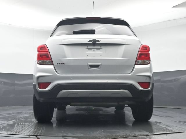 Used 2021 Chevrolet Trax LT w/ Redline Edition AWD/4WD image 25