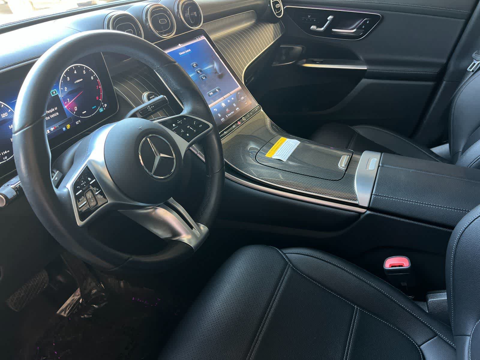 Used 2023 Mercedes-Benz GLC 300 4MATIC w/ Exclusive Trim Package image 12