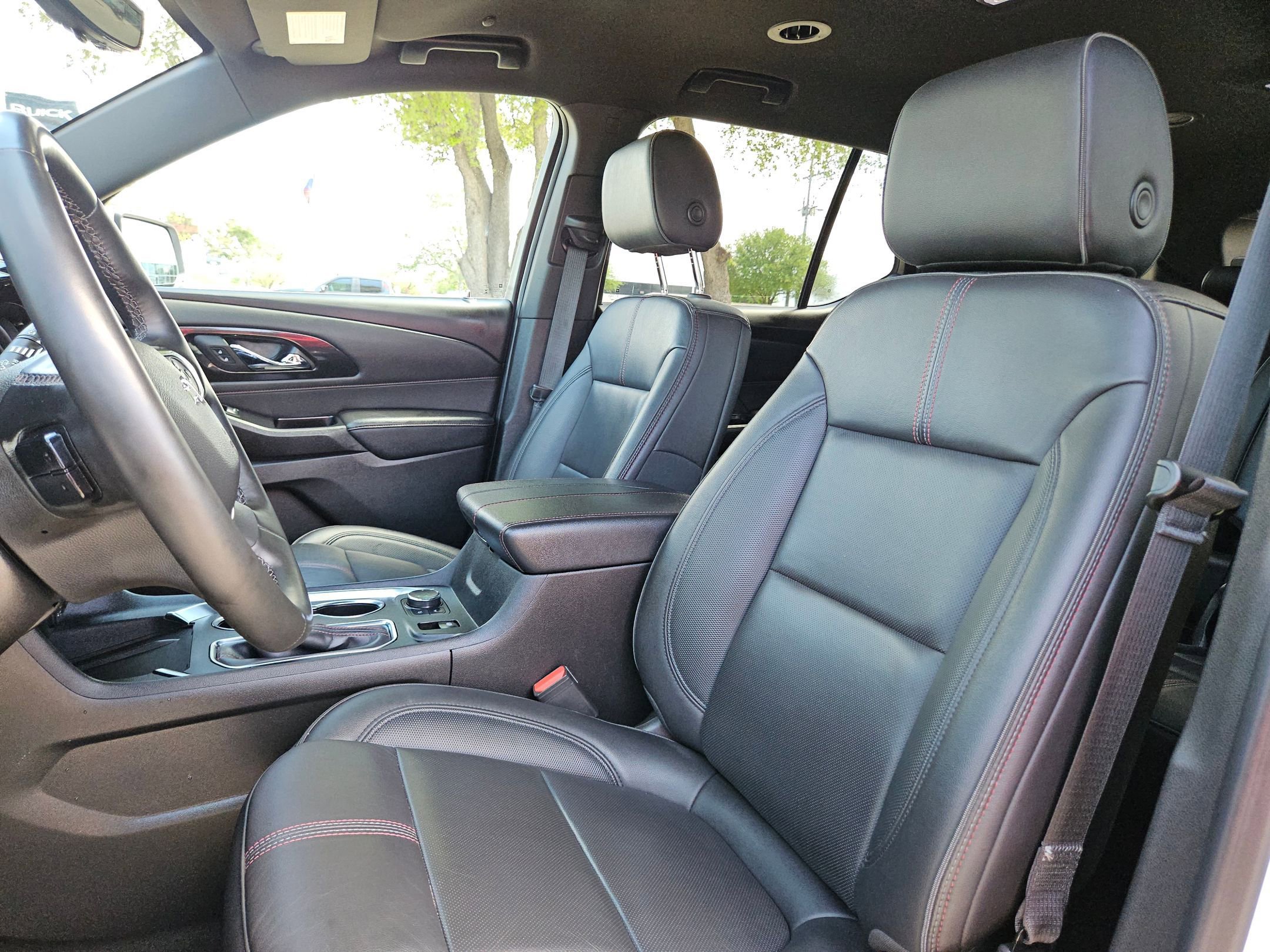 Certified 2023 Chevrolet Traverse RS w/ LPO, 'HIT The Road' Package FWD image 13