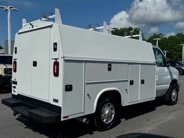New 2025 Ford E-350 and Econoline 350 Super Duty w/ Power Equipment Group RWD image 5