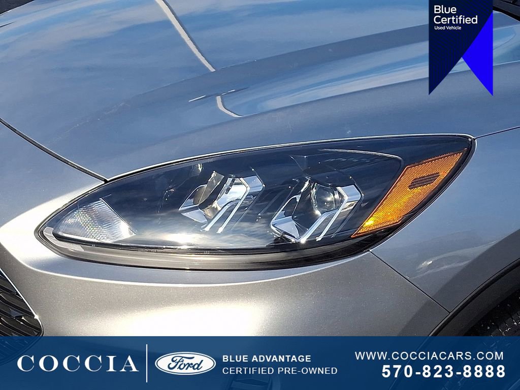 Certified 2022 Ford Escape SE w/ Cold Weather Package image 9