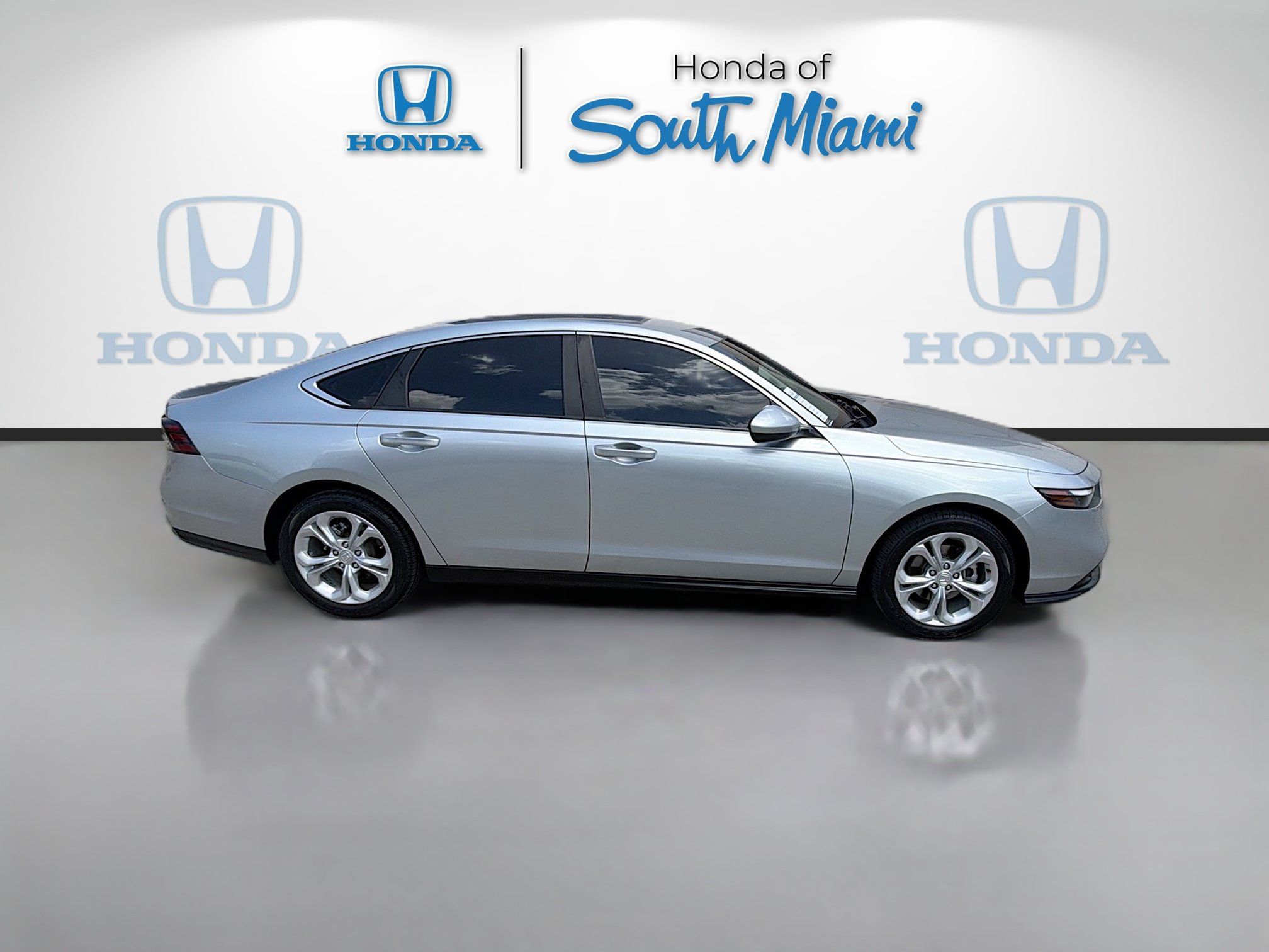 Certified 2024 Honda Accord LX image 8