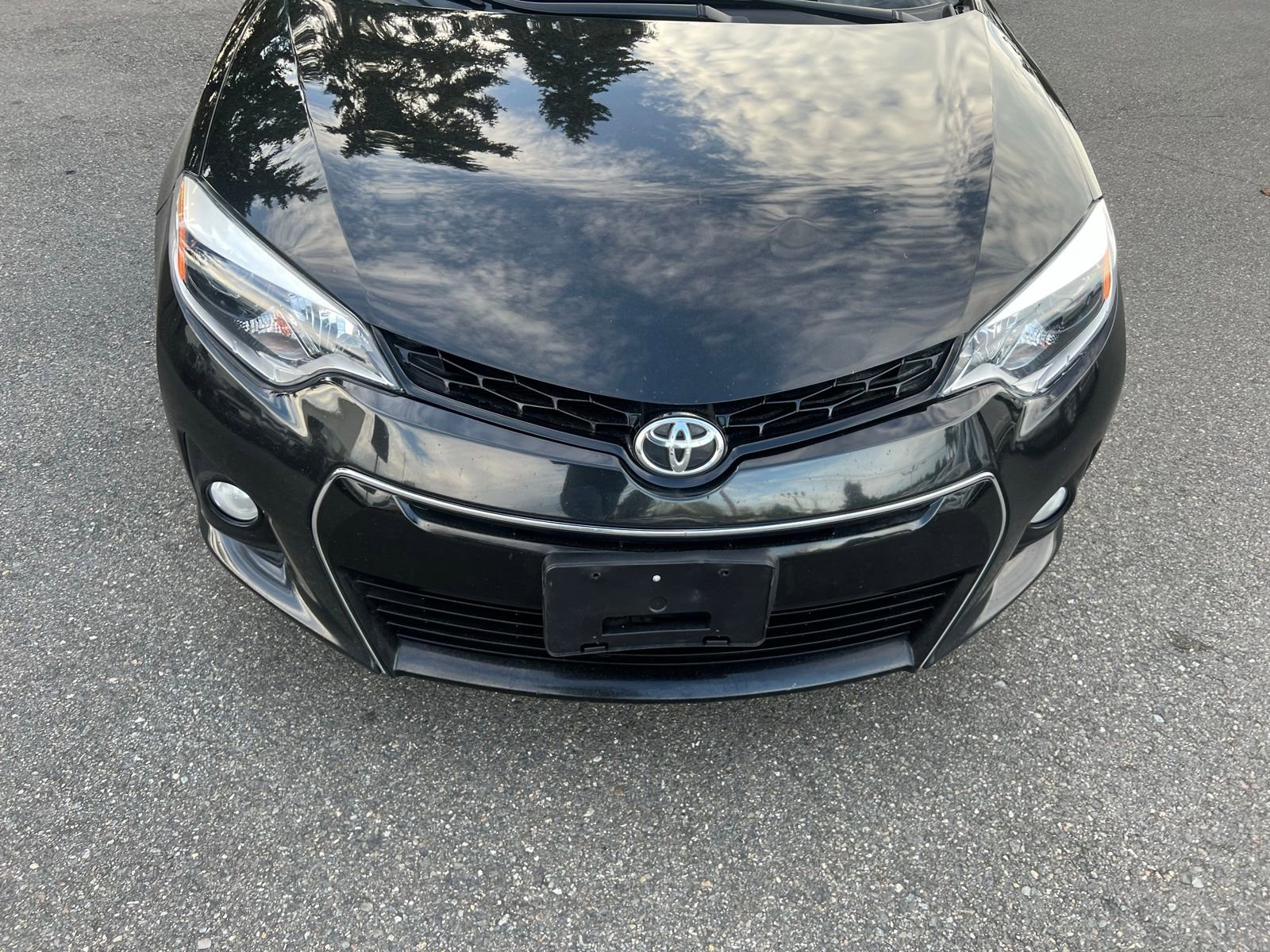 Used 2015 Toyota Corolla S FWD image 9