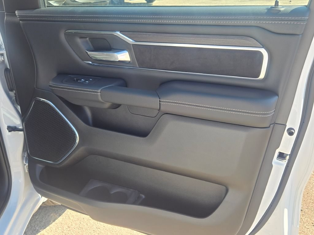 New 2027 RAM 1500 Laramie w/ Night Edition AWD/4WD image 10