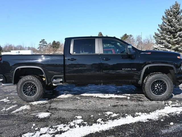 New 2026 Chevrolet Silverado 2500 ZR2 image 3