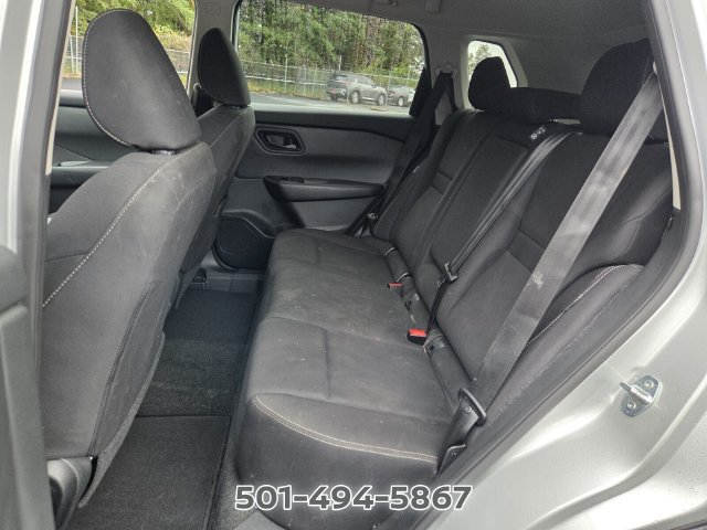 Used 2024 Nissan Rogue S FWD image 10