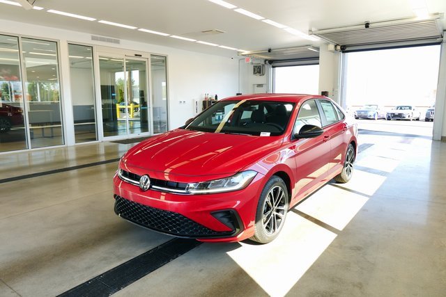 New 2025 Volkswagen Jetta Sport image 3