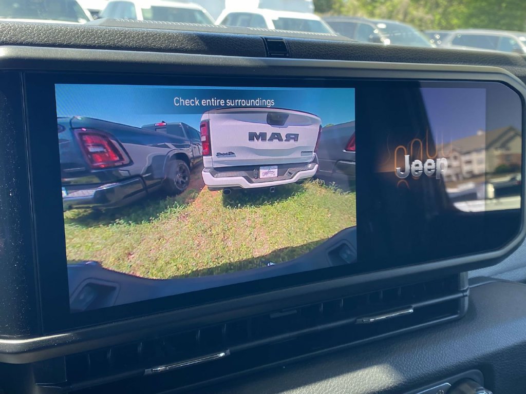 New 2026 Jeep Gladiator Sport AWD/4WD image 21
