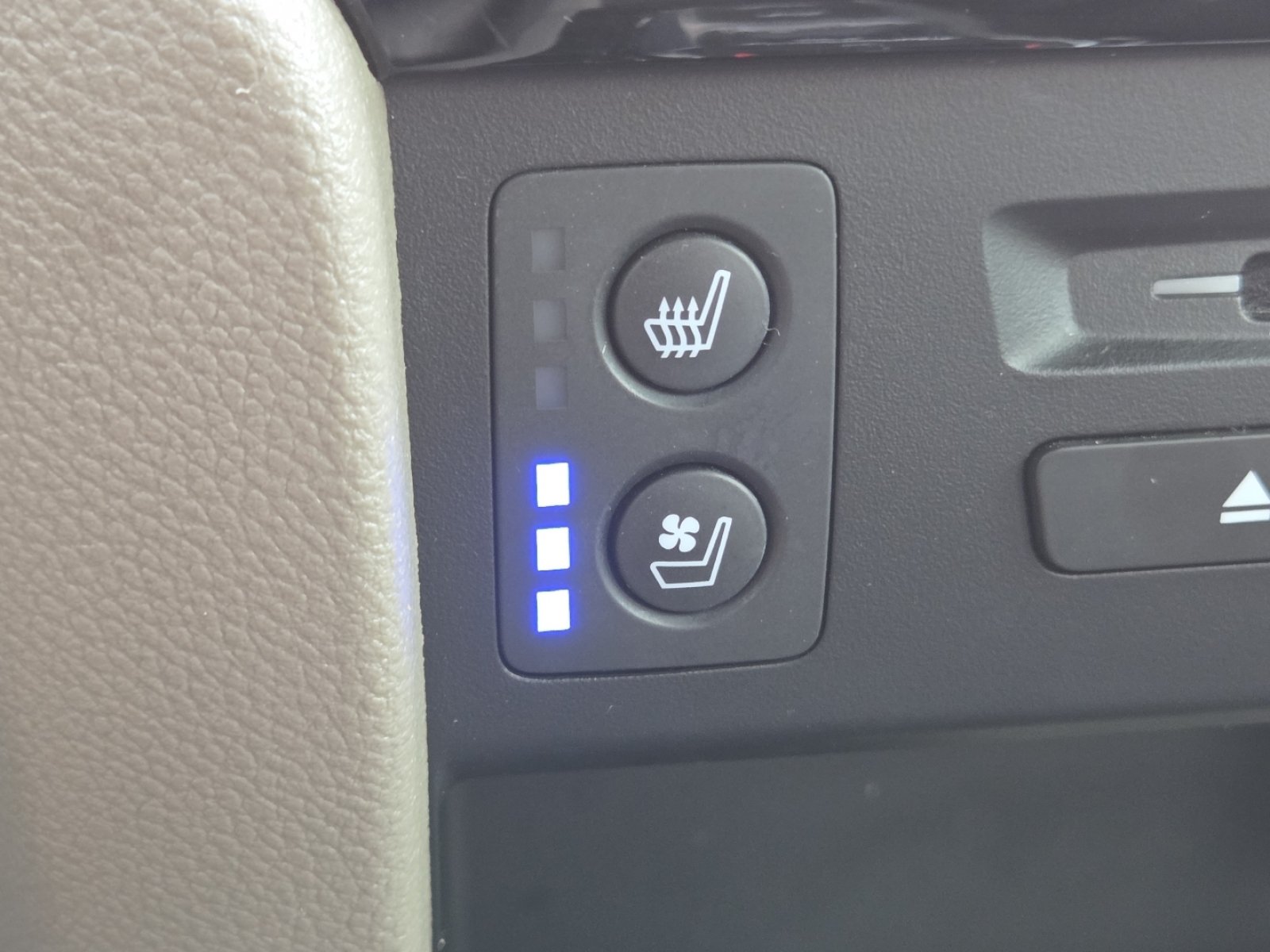 Used 2022 Honda Pilot Elite image 6