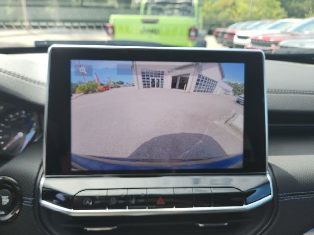 New 2026 Jeep Compass Latitude w/ Sun and Sound Group image 31