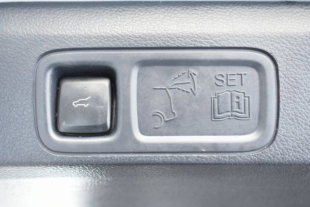 Used 2023 Ford Expedition Max XLT image 42