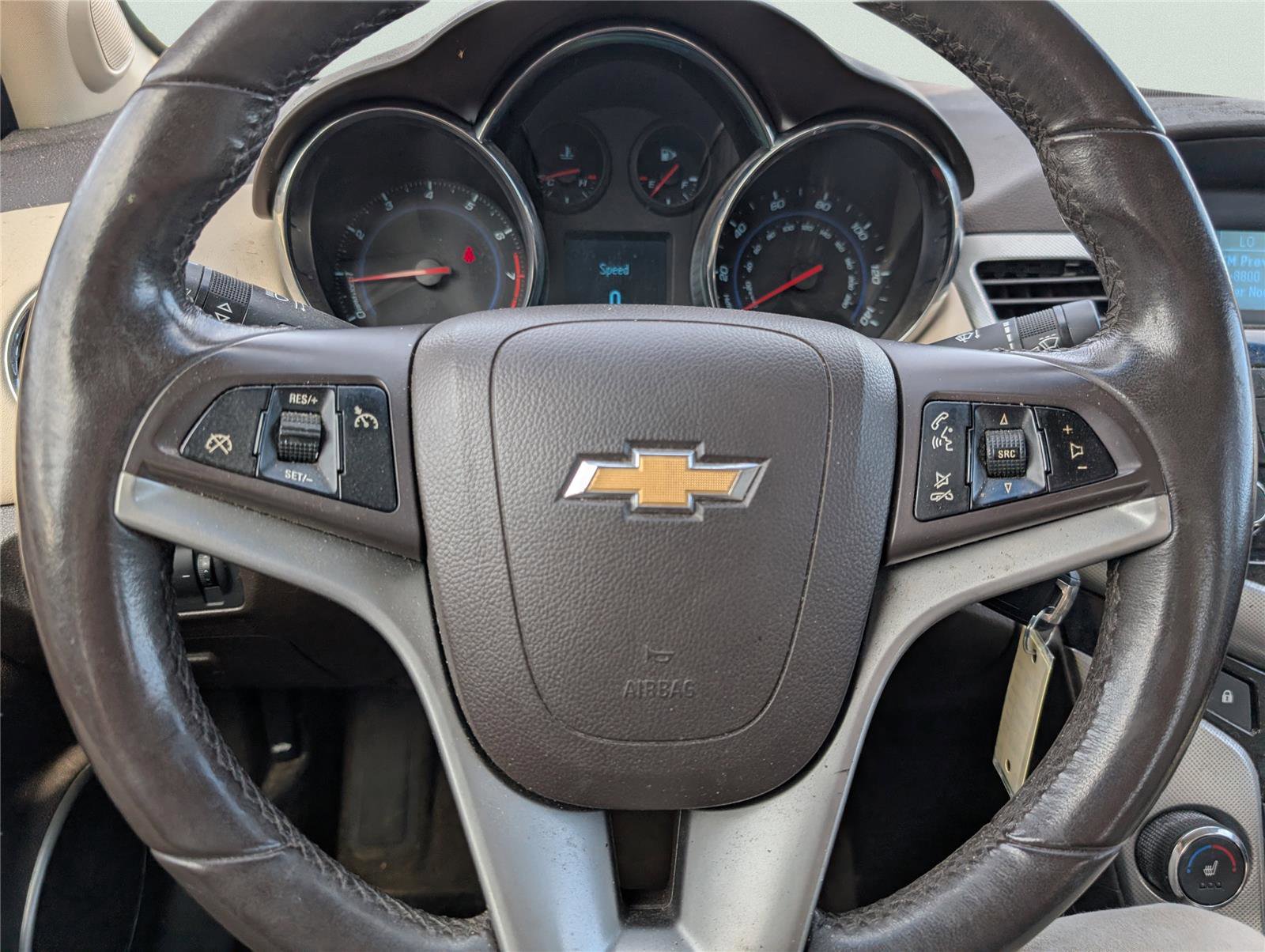 Used 2011 Chevrolet Cruze LTZ image 20