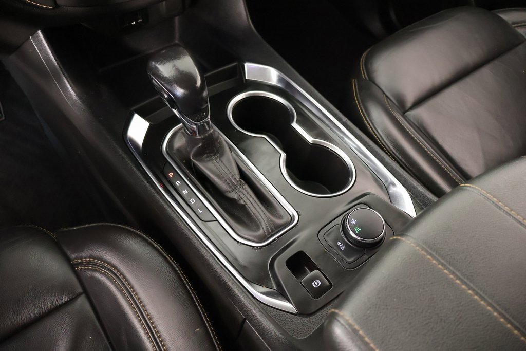 Used 2021 Chevrolet Traverse LT image 8