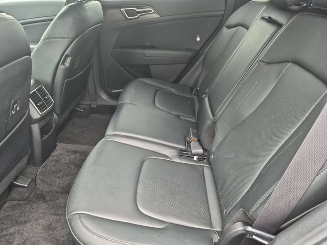 Used 2025 Kia Sportage EX FWD image 23