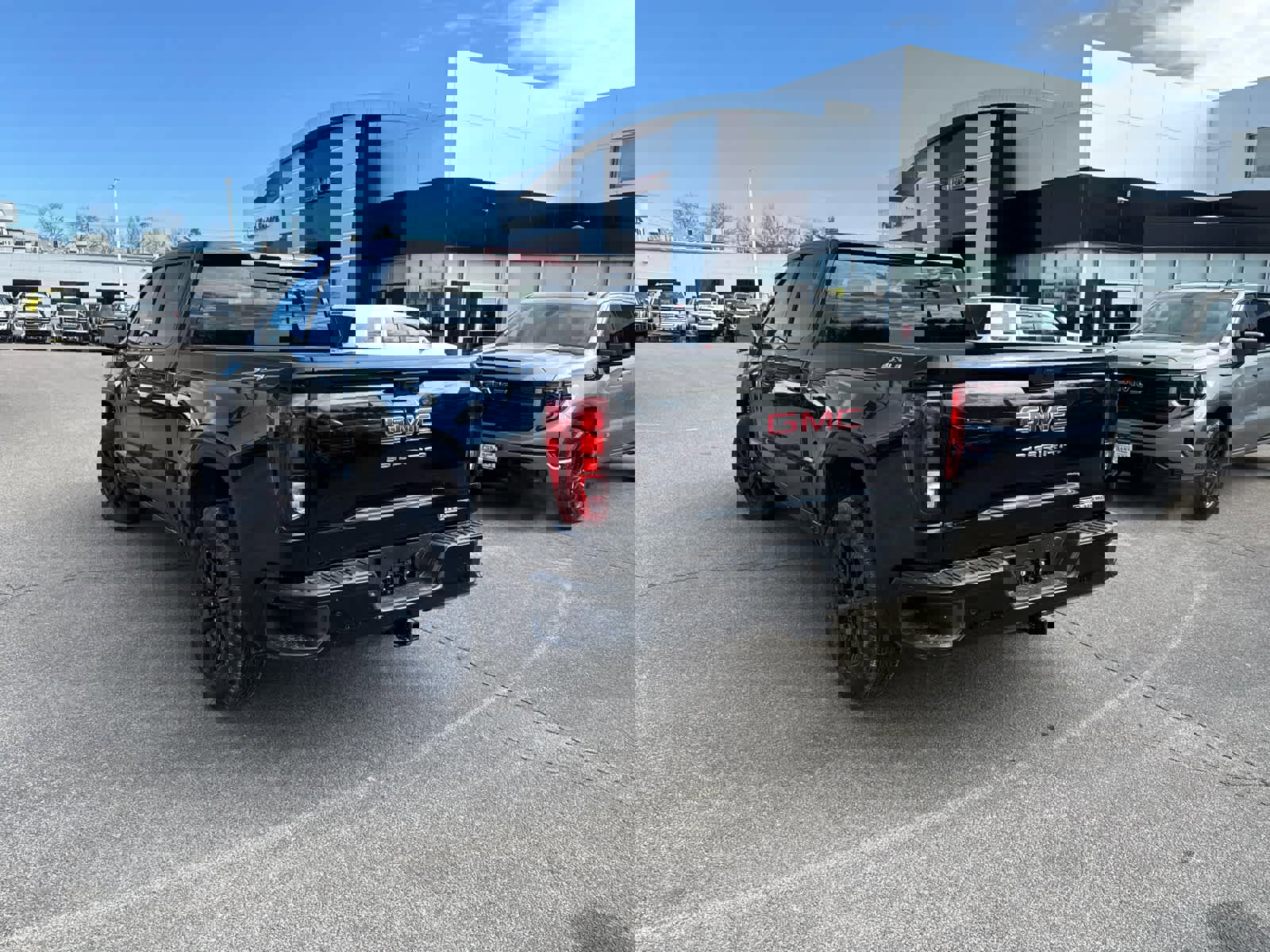 New 2026 GMC Sierra 1500 Elevation w/ Elevation Premium Package AWD/4WD image 5