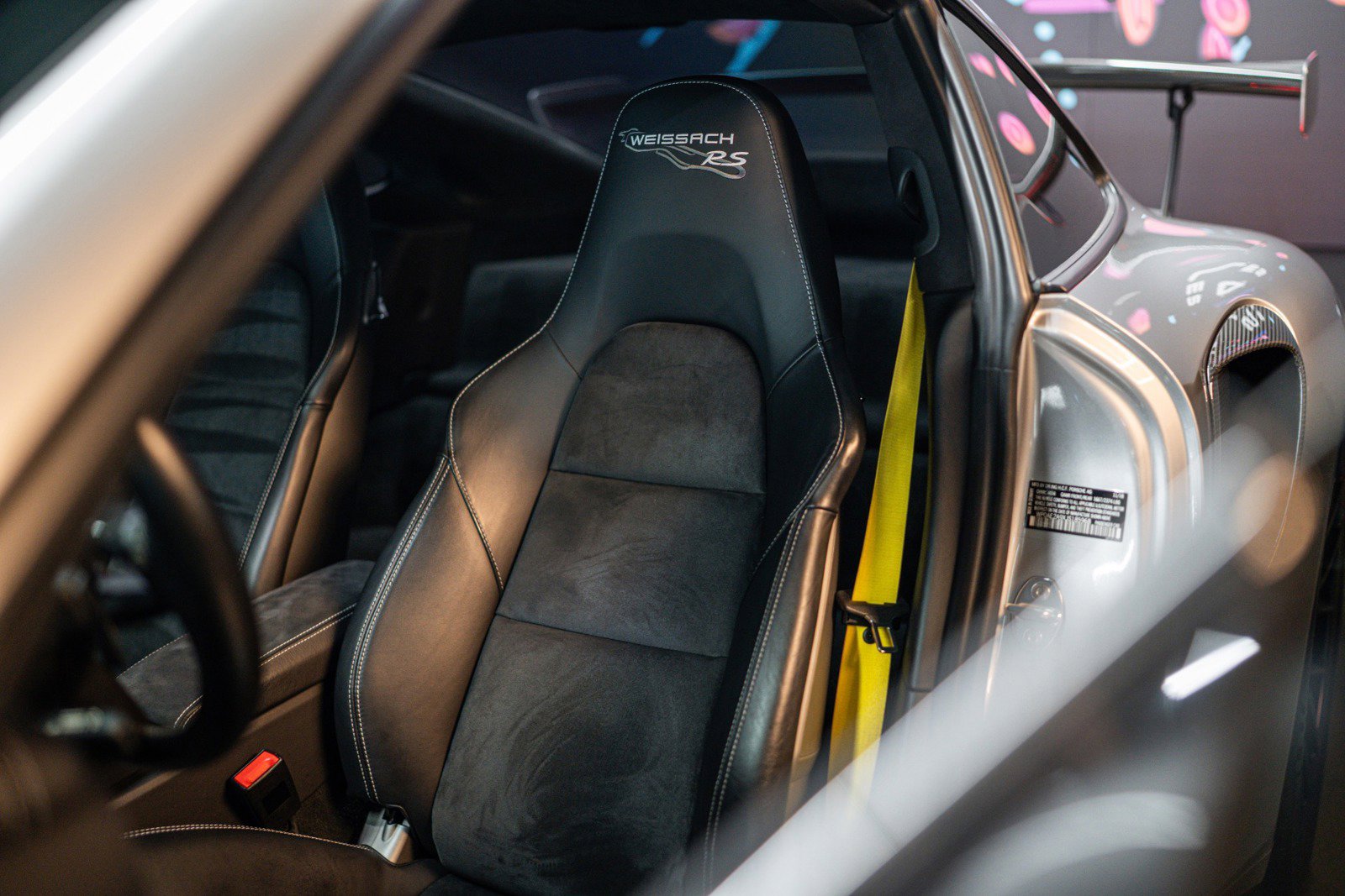 Used 2018 Porsche 911 GT2 RS RWD image 10