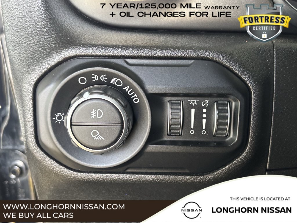 Used 2020 Jeep Gladiator Overland AWD/4WD image 22