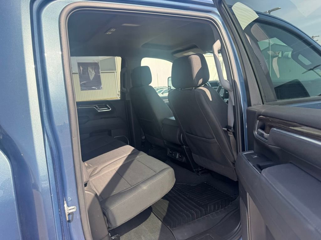 Used 2025 Chevrolet Silverado 3500 LT w/ Safety Package AWD/4WD image 32