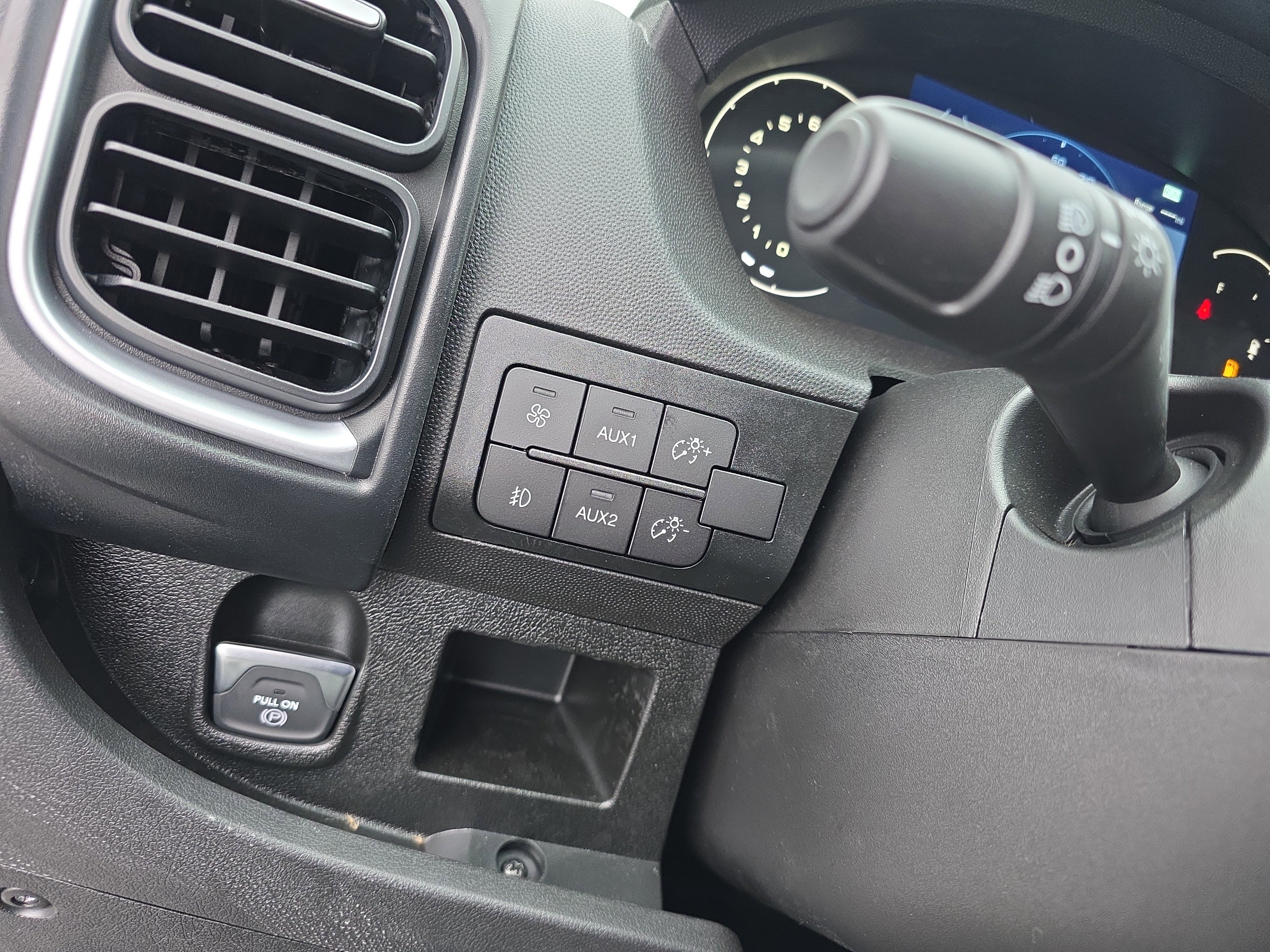 New 2026 RAM ProMaster 3500 w/ Quick Order Package 22G SLT image 10