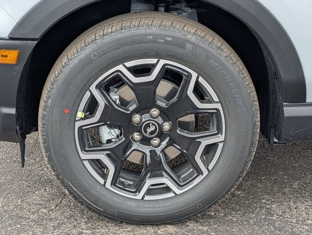 New 2026 Ford Bronco Sport Outer Banks image 14