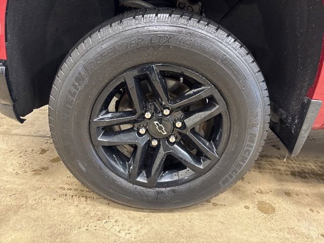 Used 2019 Chevrolet Silverado 1500 Custom Trail Boss w/ Custom Convenience Package AWD/4WD image 11
