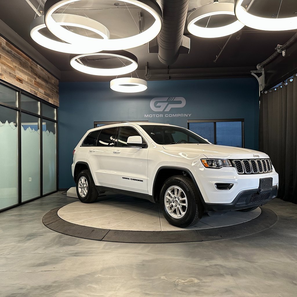 Used 2018 Jeep Grand Cherokee Laredo