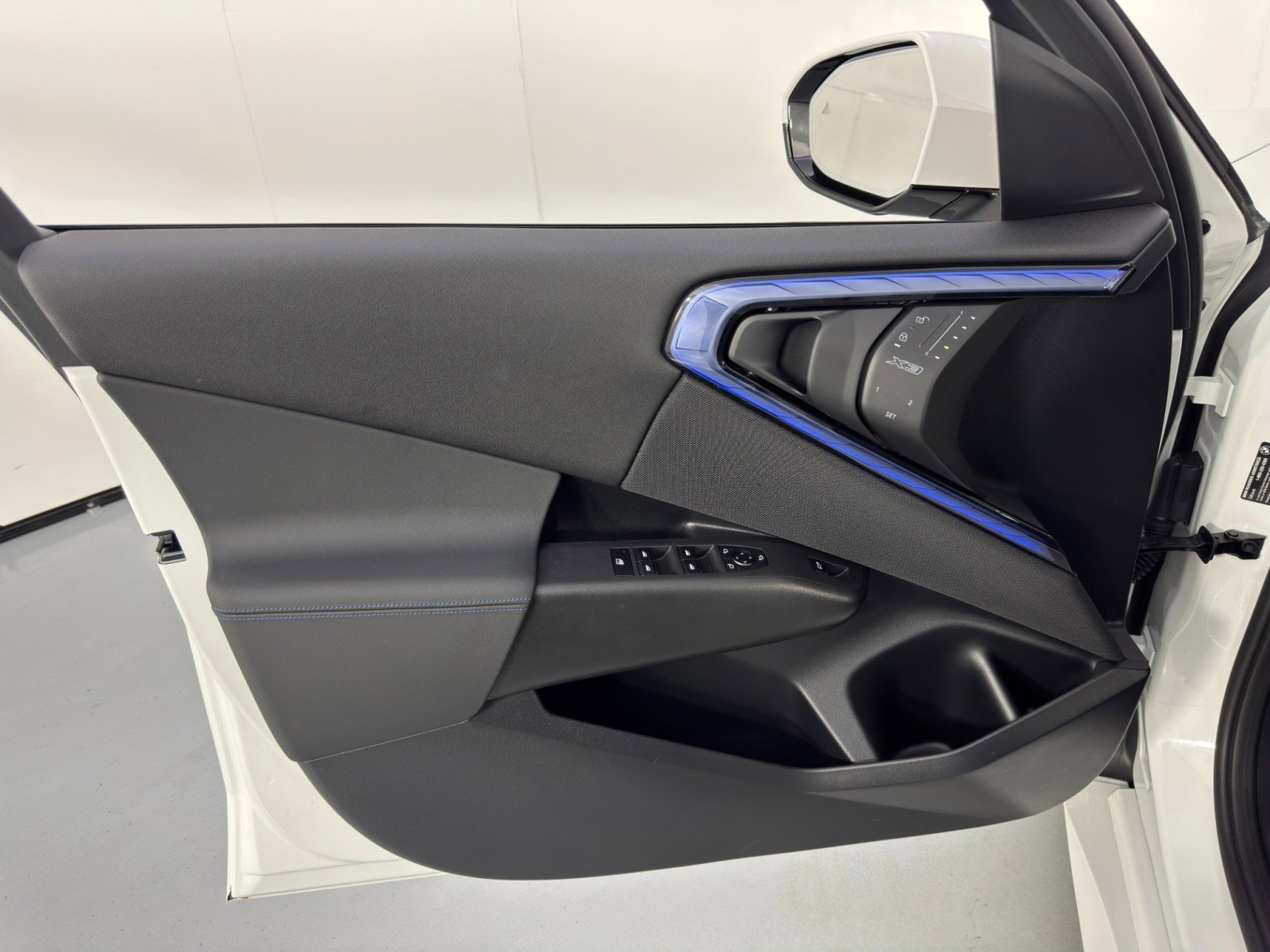 Used 2025 BMW X3 xDrive30i w/ M Sport Package image 41