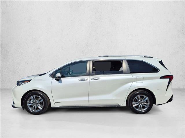 Used 2021 Toyota Sienna Limited FWD image 9