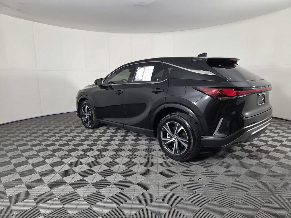 Used 2024 Lexus RX 350 FWD w/ Technology Package image 8