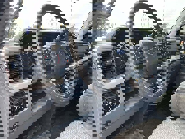 Certified 2024 Ford F350 XLT w/ FX4 Off-Road Package image 17