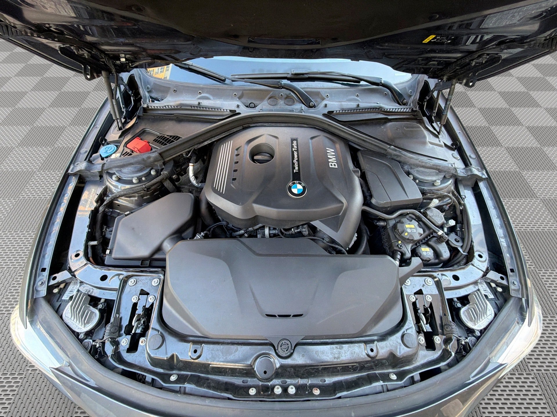 Used 2019 BMW 430i xDrive Coupe w/ M Sport Package AWD/4WD image 18