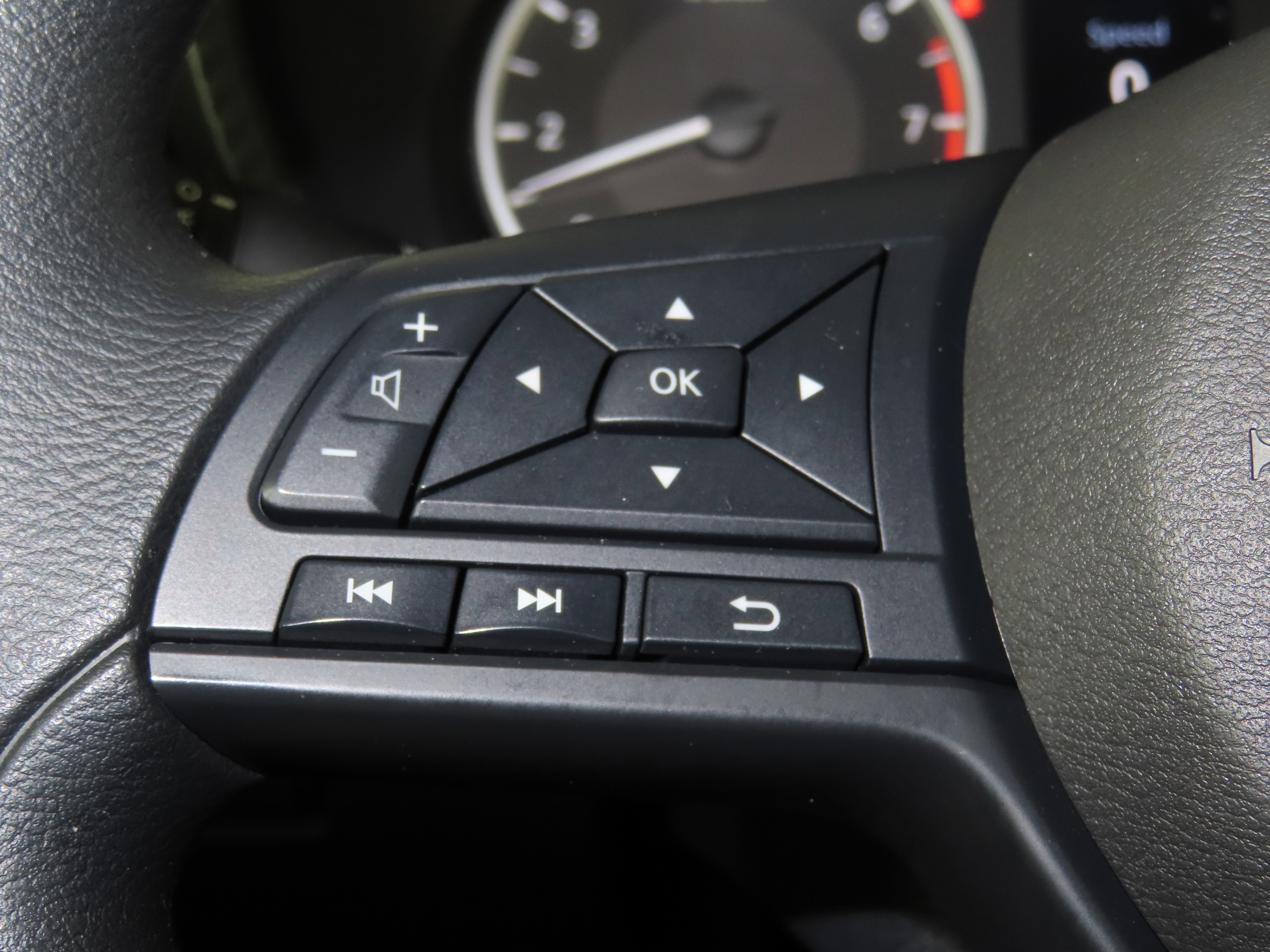 Certified 2025 Nissan Sentra S image 21