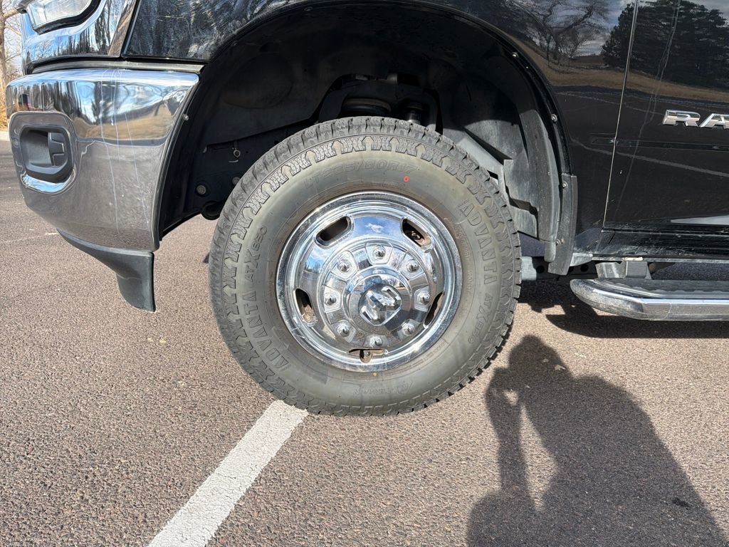 Used 2024 RAM 3500 Big Horn image 16