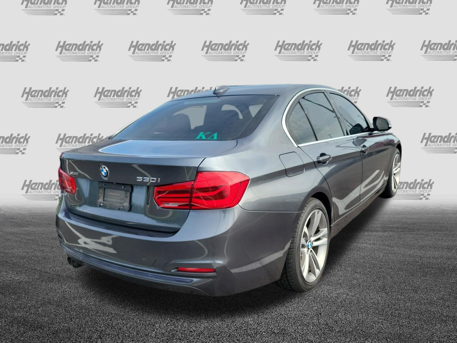 Used 2018 BMW 330i xDrive Sedan AWD/4WD image 10