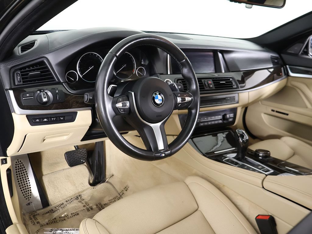 Used 2015 BMW 550i xDrive Sedan AWD/4WD image 28
