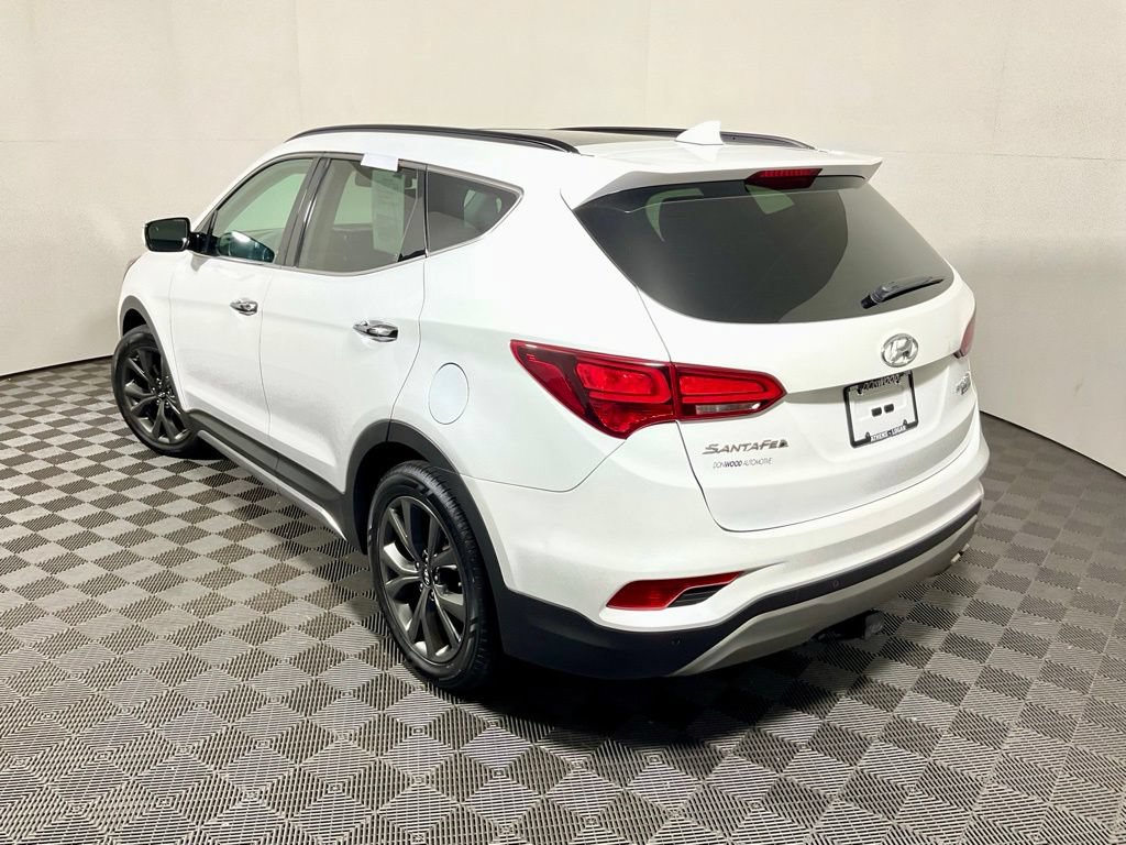Used 2018 Hyundai Santa Fe Sport w/ 2.0T Ultimate Tech Package 05 AWD/4WD image 15